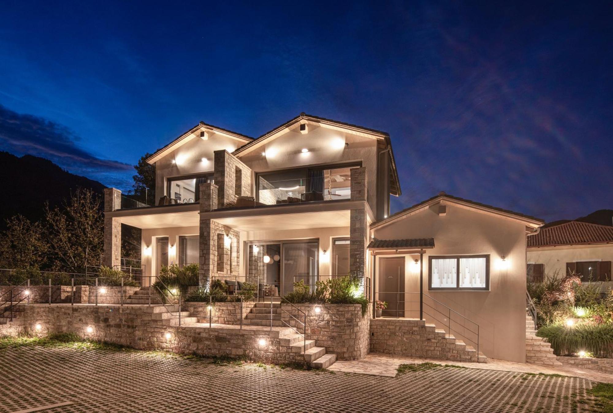 Evora Luxury Suites Mega Chorio ภายนอก รูปภาพ
