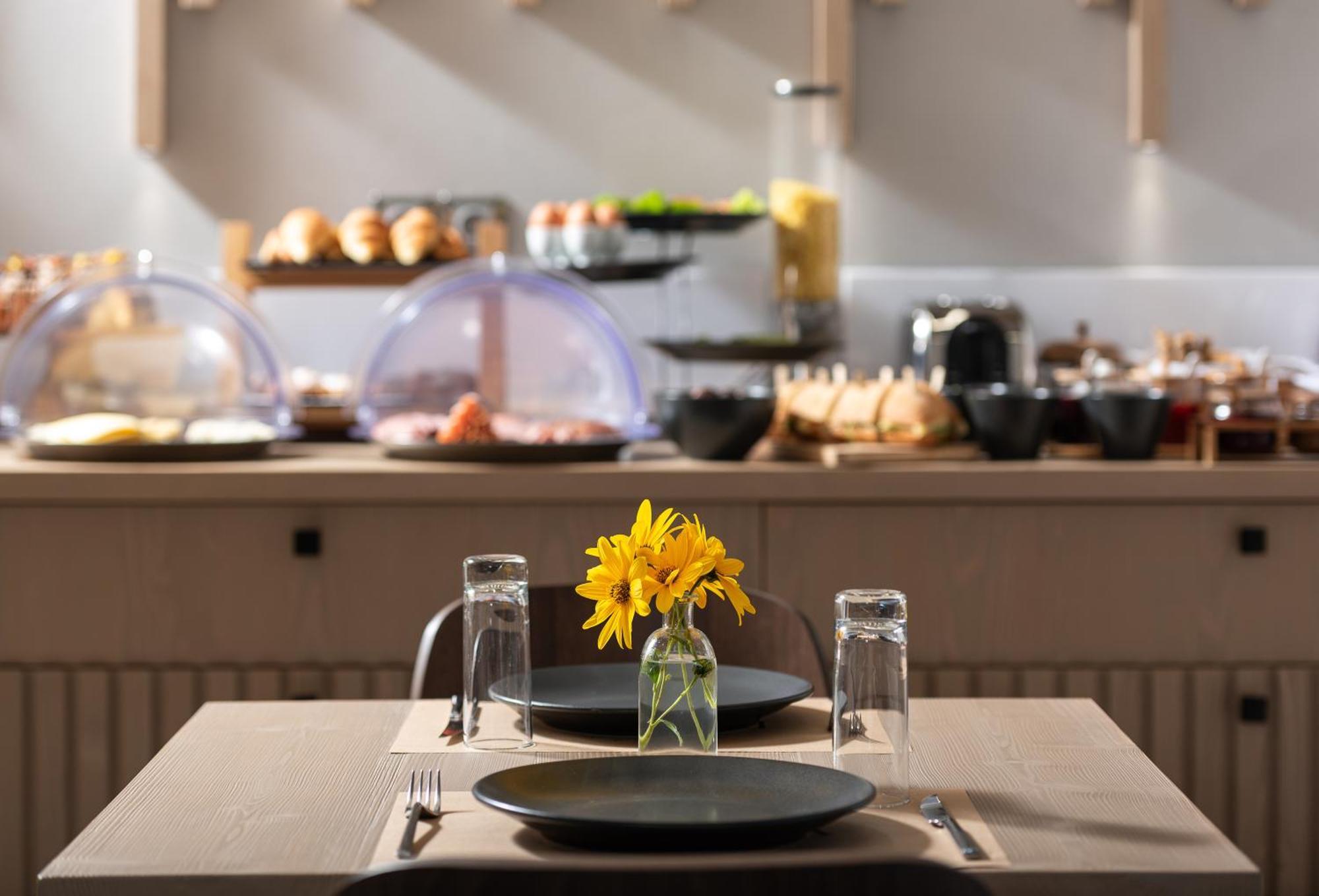Evora Luxury Suites Mega Chorio ภายนอก รูปภาพ