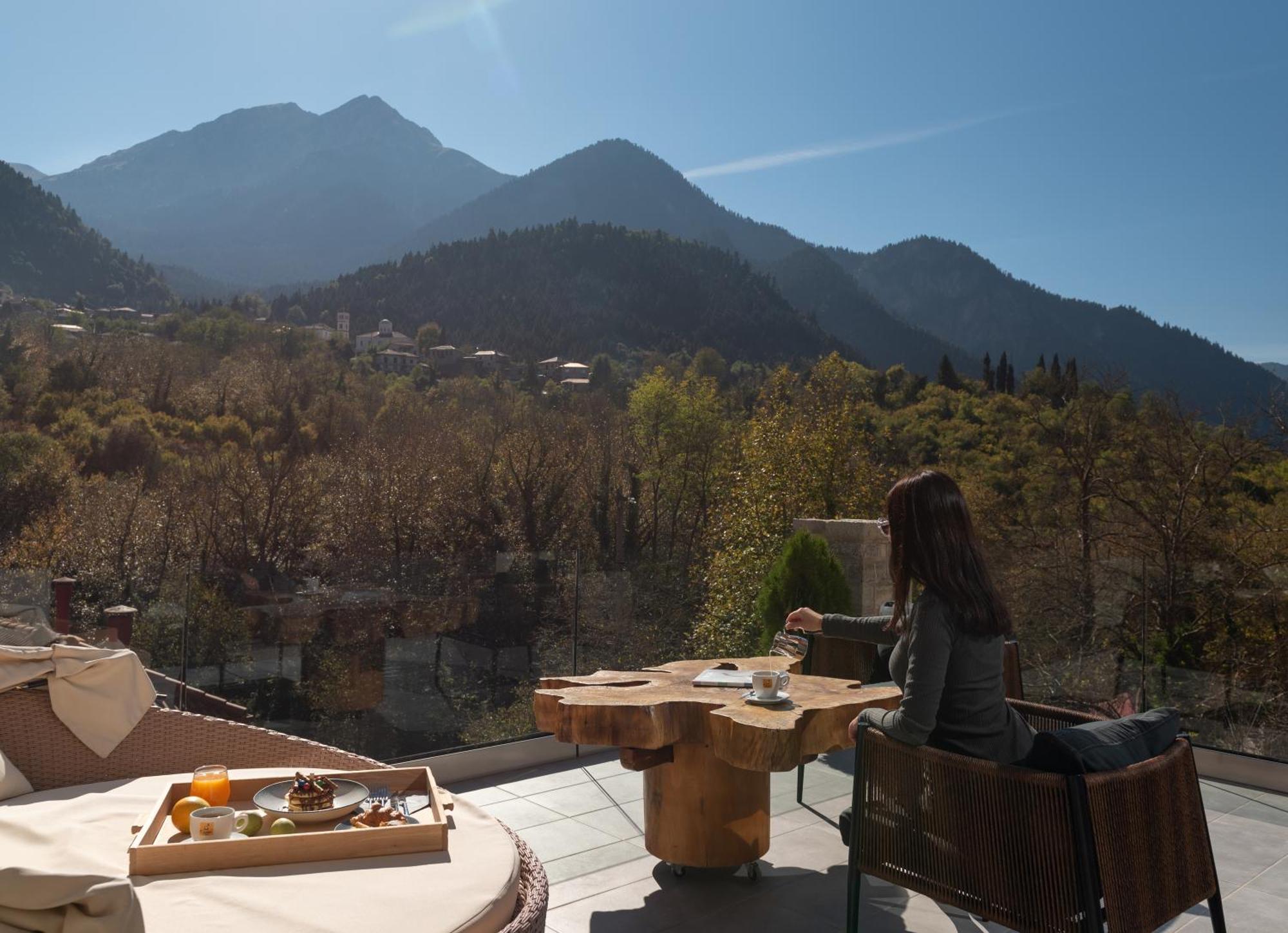 Evora Luxury Suites Mega Chorio ภายนอก รูปภาพ