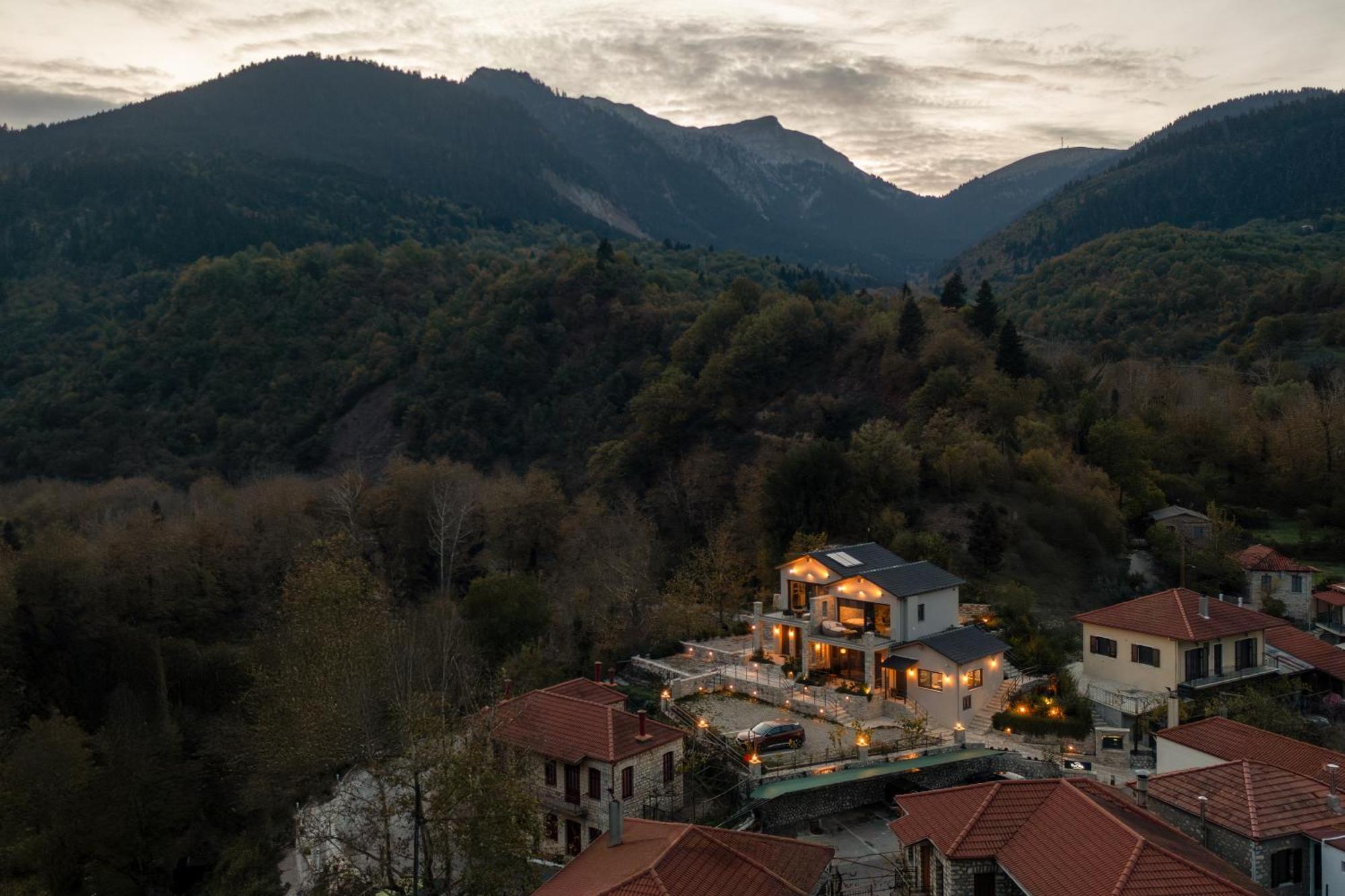 Evora Luxury Suites Mega Chorio ภายนอก รูปภาพ