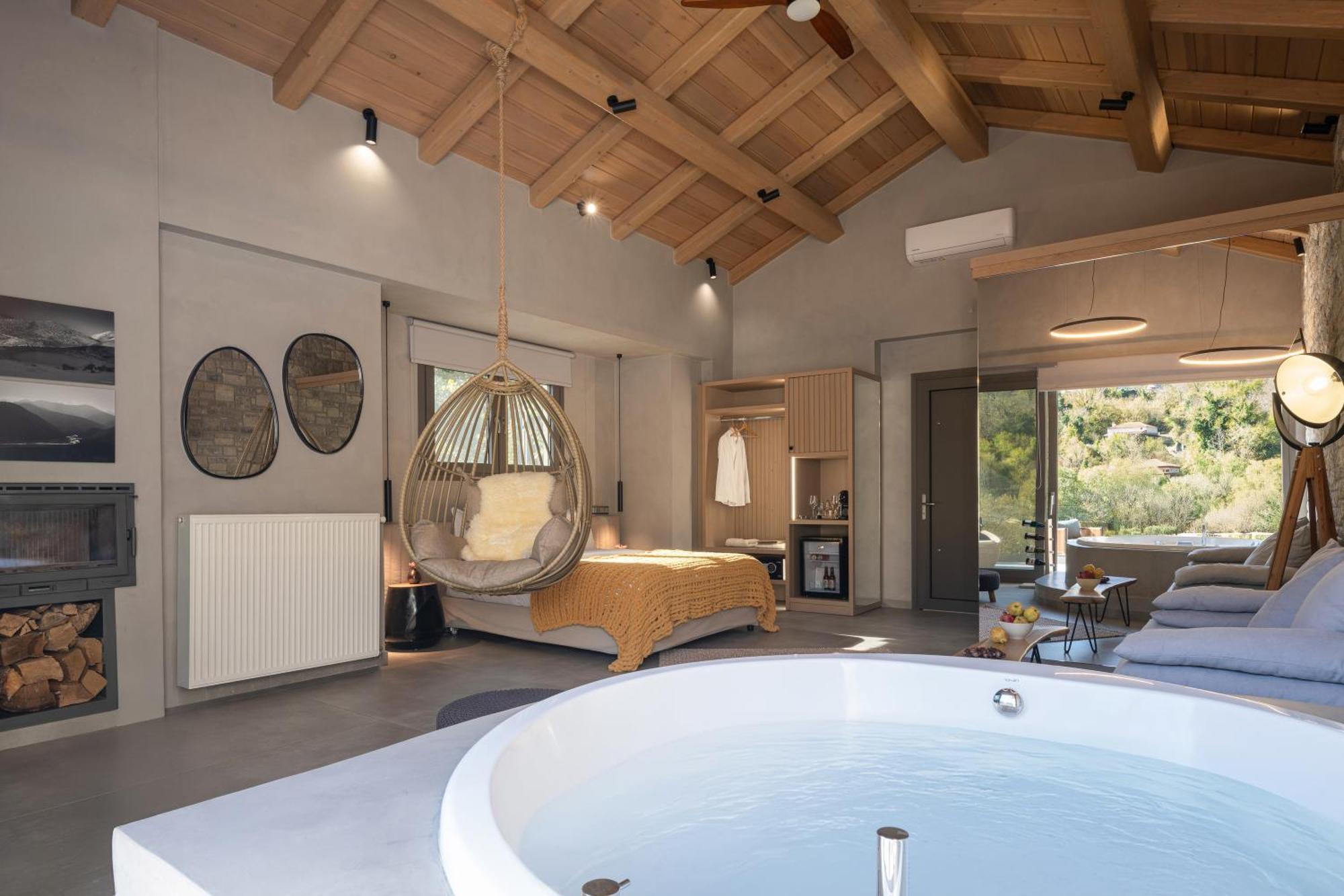 Evora Luxury Suites Mega Chorio ภายนอก รูปภาพ