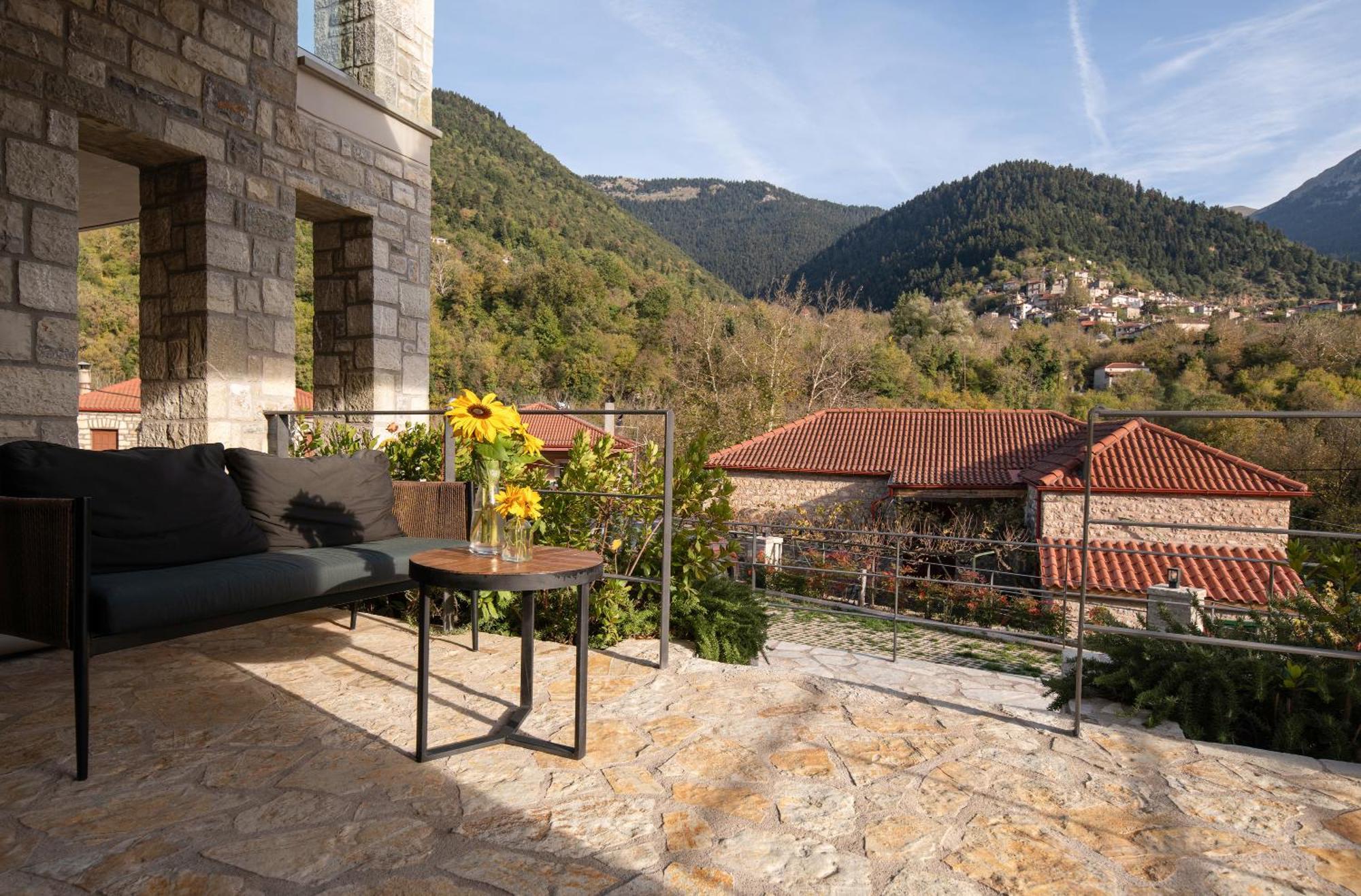 Evora Luxury Suites Mega Chorio ภายนอก รูปภาพ