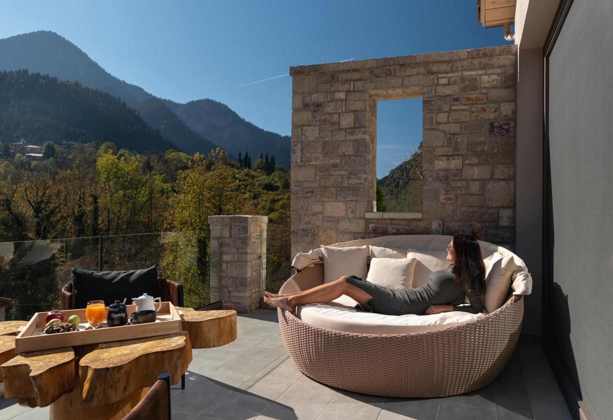 Evora Luxury Suites Mega Chorio ภายนอก รูปภาพ