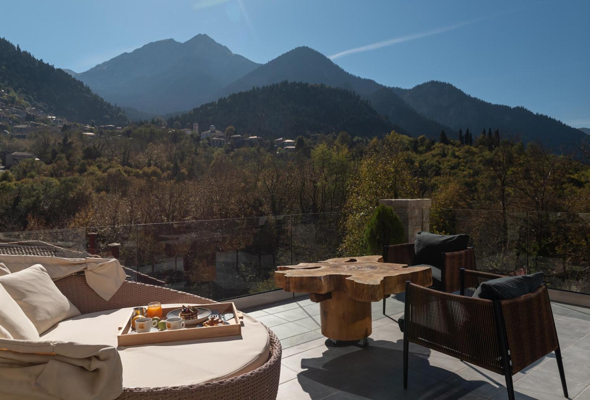 Evora Luxury Suites Mega Chorio ภายนอก รูปภาพ
