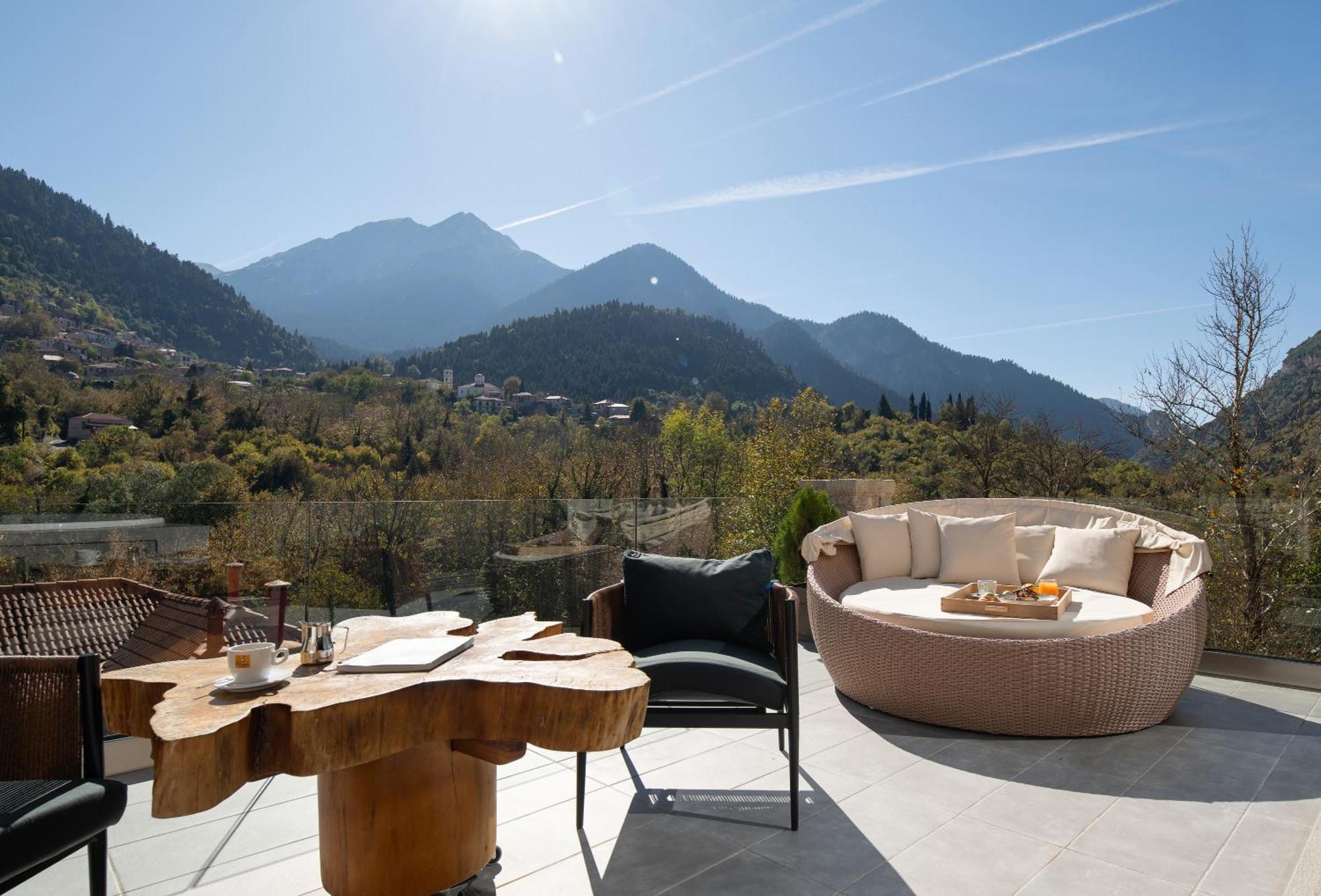 Evora Luxury Suites Mega Chorio ภายนอก รูปภาพ