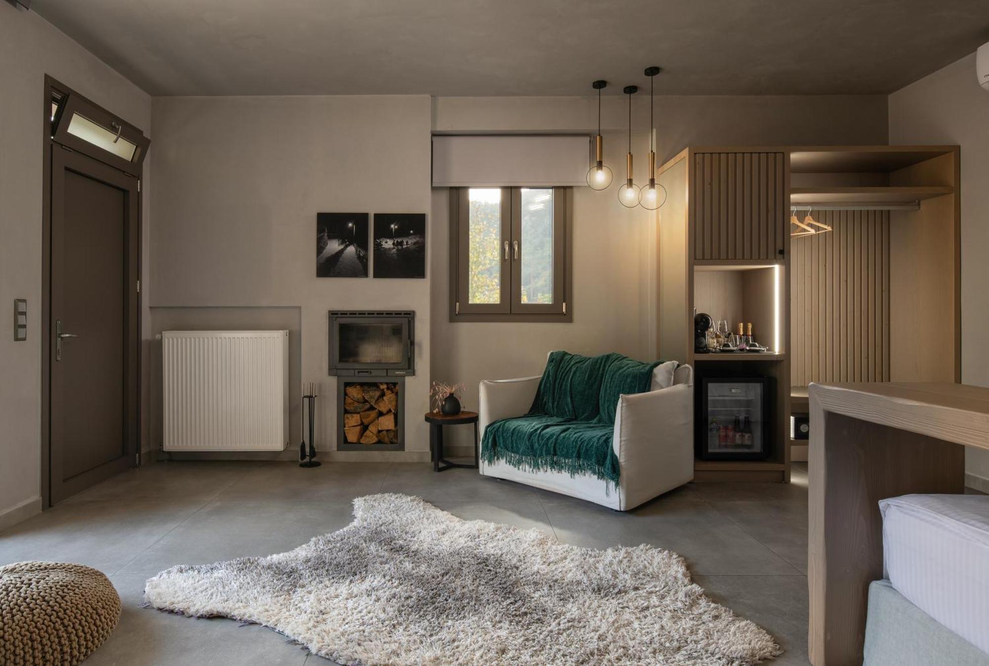 Evora Luxury Suites Mega Chorio ภายนอก รูปภาพ